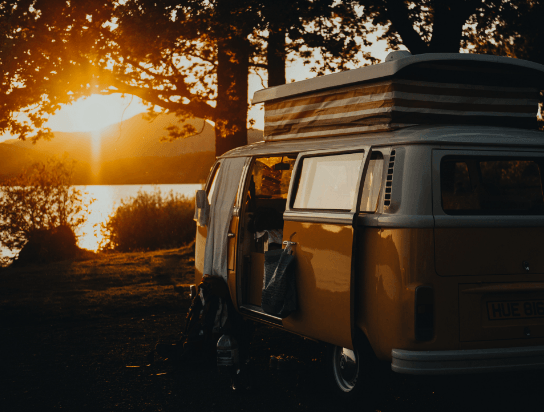 wohnmobil vw sonnenuntergang